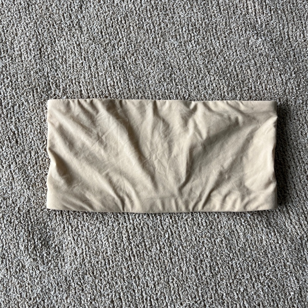 Skims nude bandeau